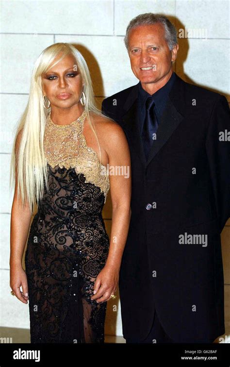 santo e donatella versace|donatella versace sister.